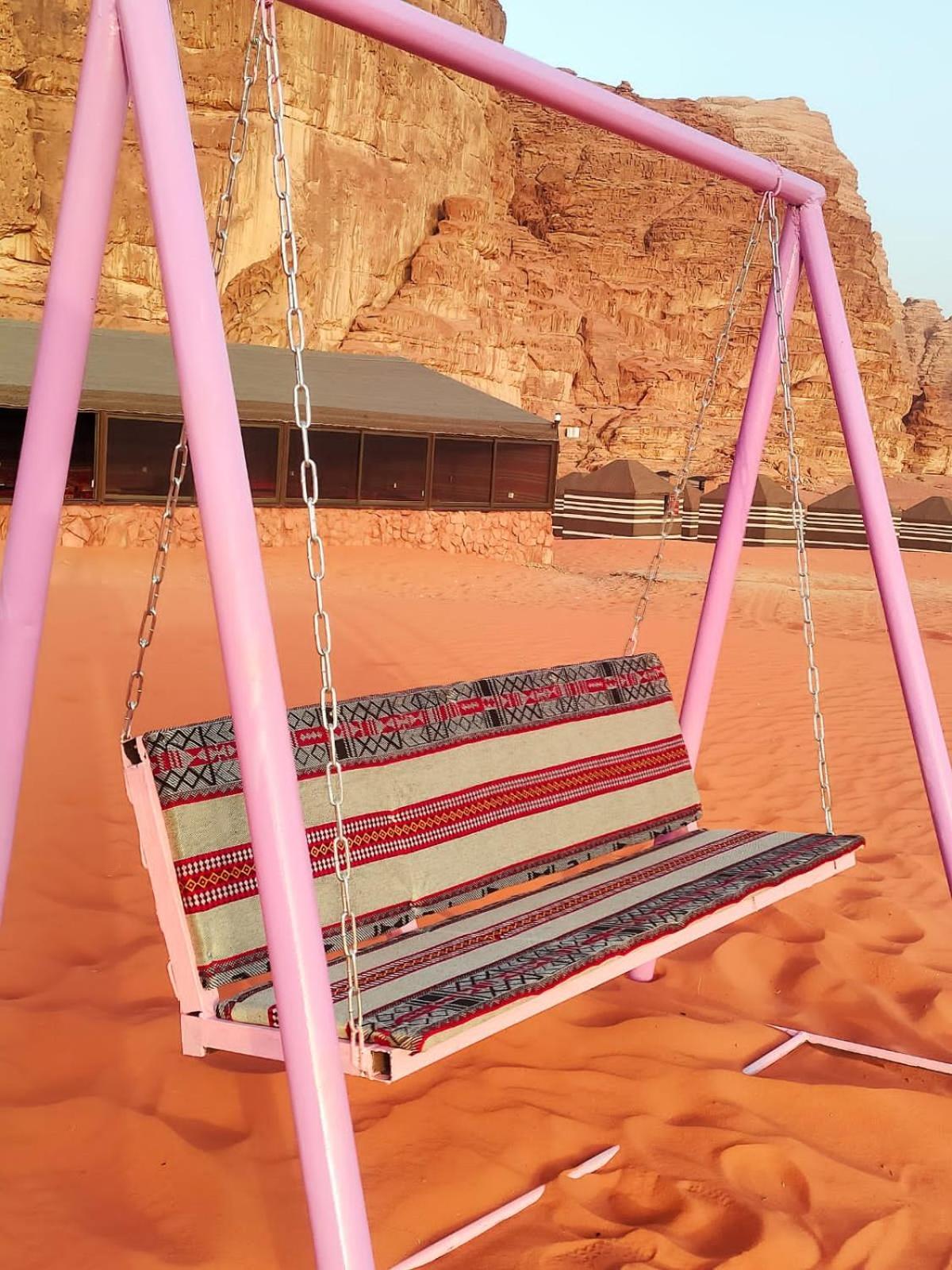 Golden Day Hotel Wadi Rum Exterior foto