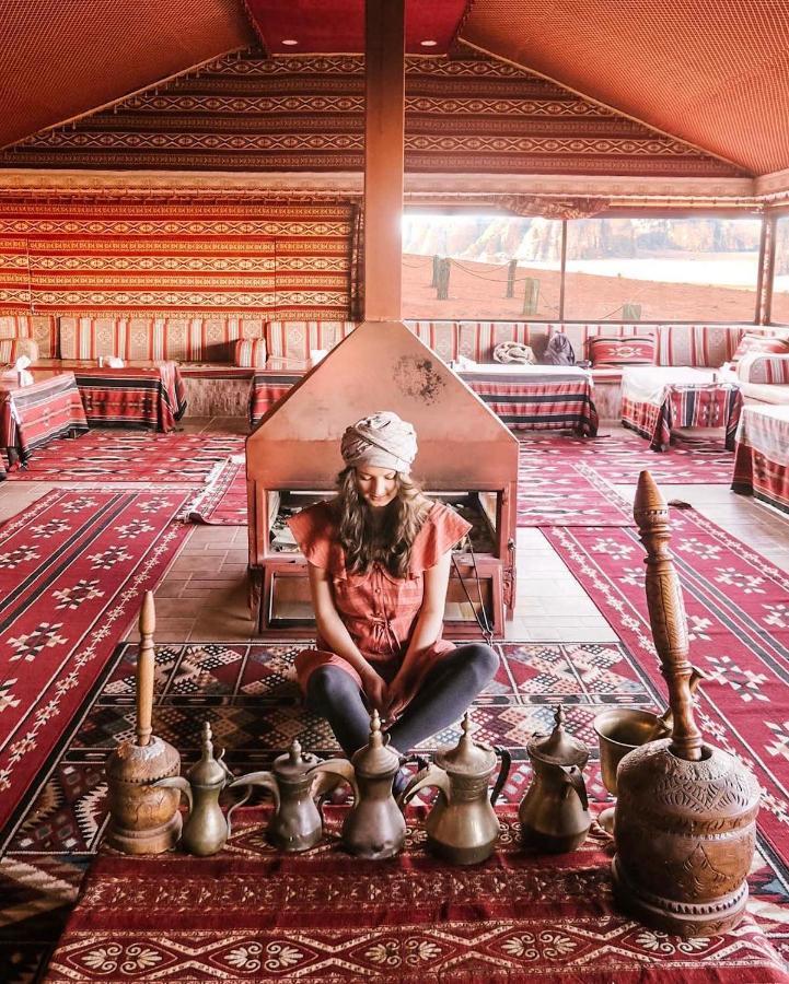 Golden Day Hotel Wadi Rum Exterior foto